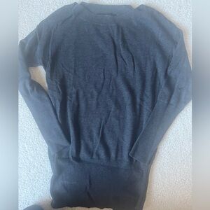 White House Black market tunic sweater XS